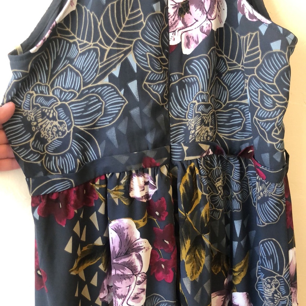 EVERLY High Neck Halter Midi Floral Dress Size Large - Picture 2 of 15
